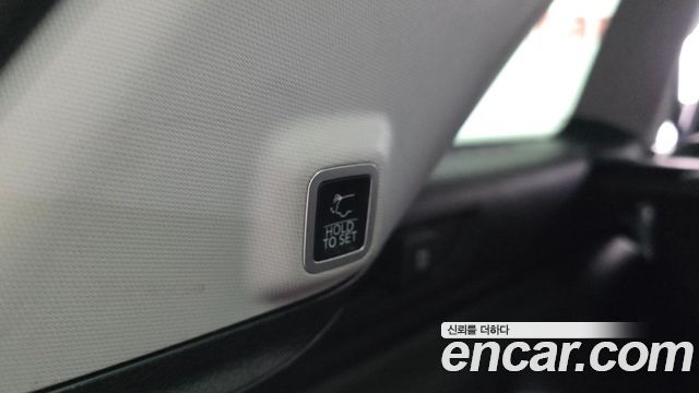 Jeep Cherokee 2023 — photo 32