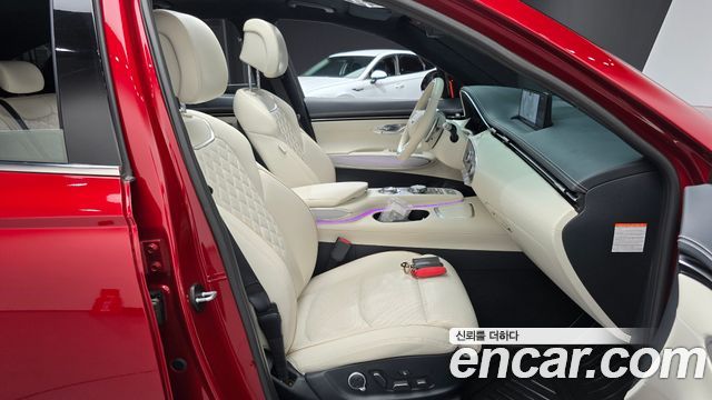 Genesis GV70 2022 — photo 16