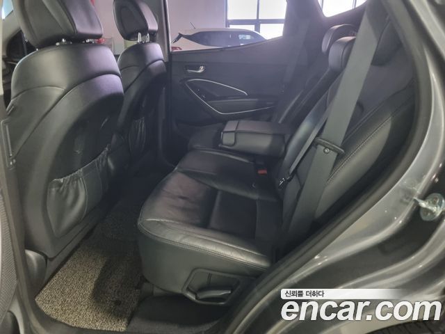 Hyundai Santafe 2016 — photo 9