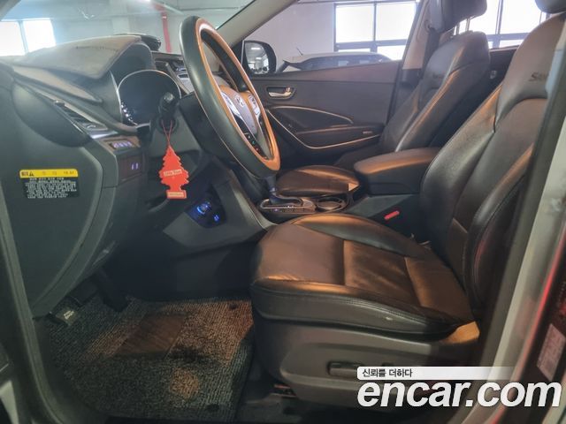 Hyundai Santafe 2016 — photo 11