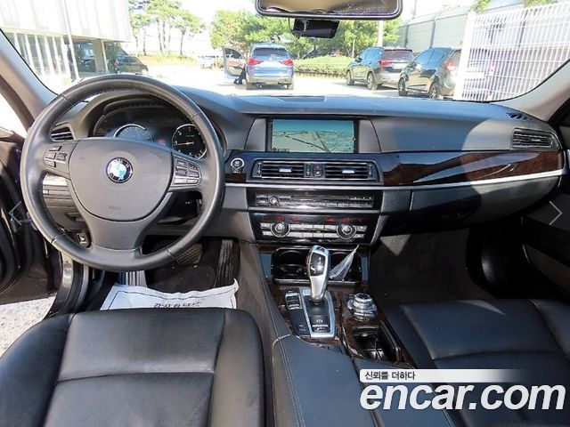 BMW 5-Series 2013 — photo 7