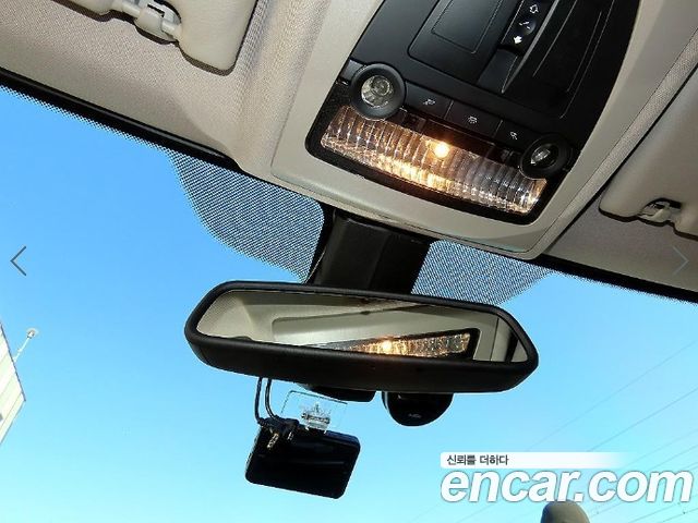 BMW 5-Series 2013 — photo 15