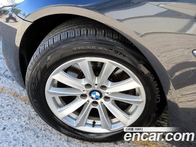 BMW 5-Series 2013 — photo 20