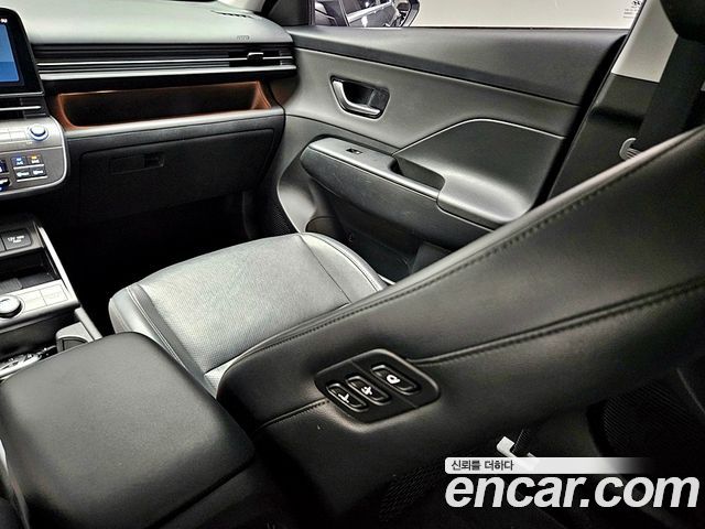 Hyundai Kona 2023 — photo 16