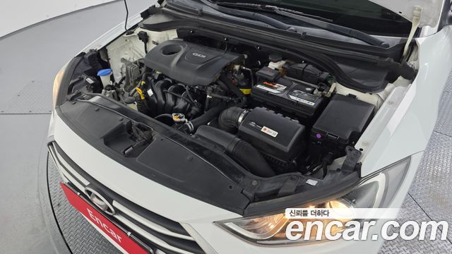 Hyundai AVANTE 2018 — photo 6