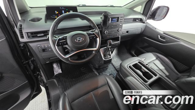 Hyundai Staria 2023 — photo 10