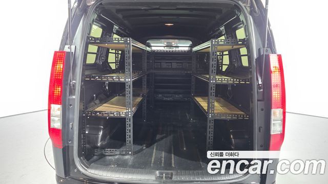 Hyundai Staria 2023 — photo 23