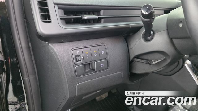 Hyundai Staria 2023 — photo 27