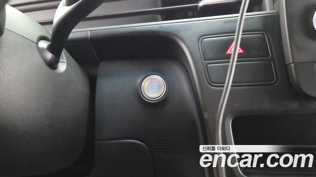 Hyundai Staria 2023 — photo 28