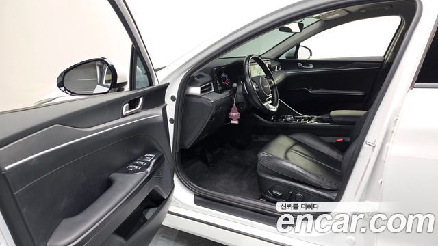 Kia K5 2023 — photo 13