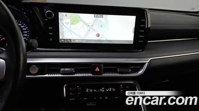 Kia K5 2023 — photo 20