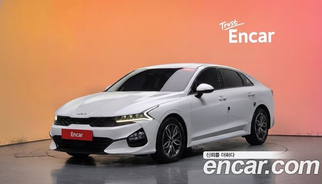 Kia K5 2023 — photo 1