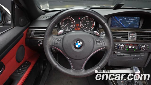 BMW 3-Series 2010 — photo 13