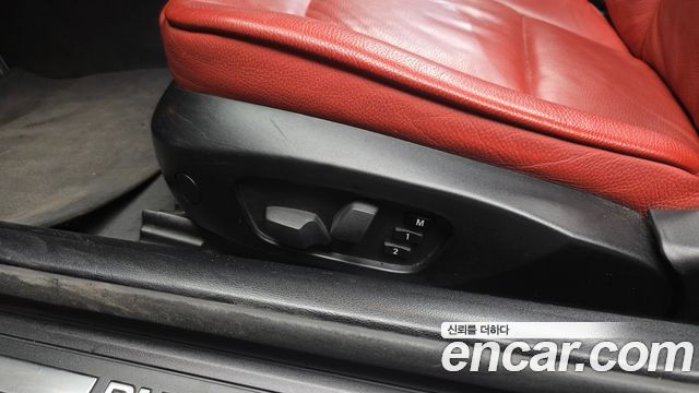 BMW 3-Series 2010 — photo 19