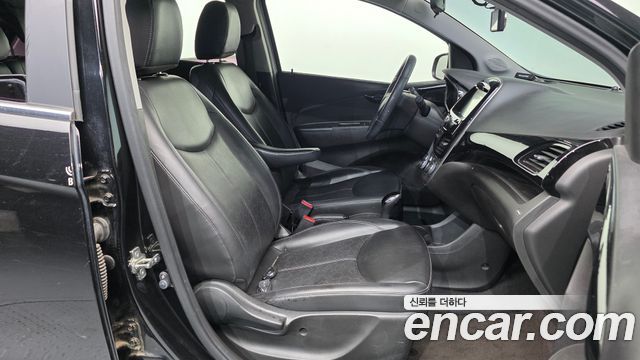 Chevrolet Korea Spark 2017 — photo 11