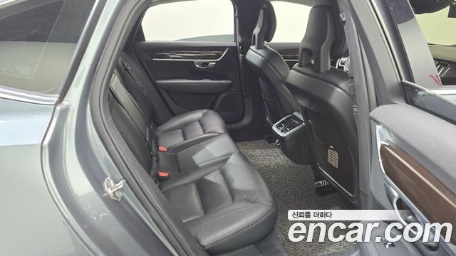 Volvo S90 2018 — photo 11