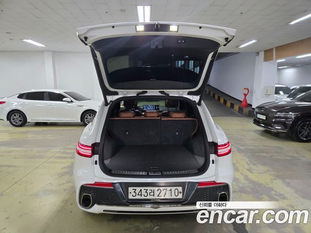 Genesis GV70 2021 — photo 18