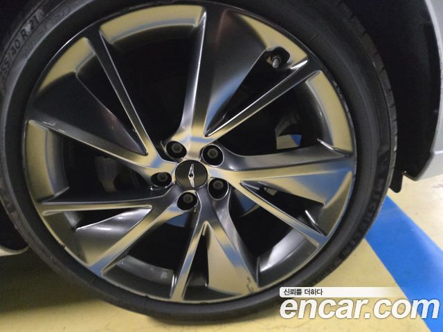 Genesis GV70 2021 — photo 19