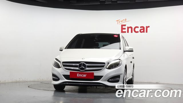 Mercedes-Benz B-Class 2016 — photo 3