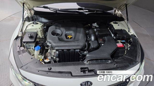 Kia K5 2017 — photo 6