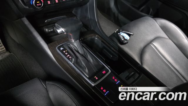 Kia K5 2017 — photo 12