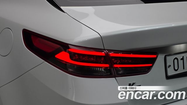 Kia K5 2017 — photo 9
