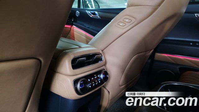 Genesis GV80 2022 — photo 18