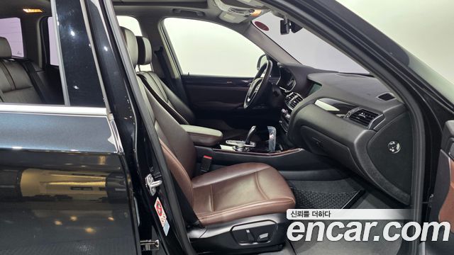 BMW X3 2016 — photo 11