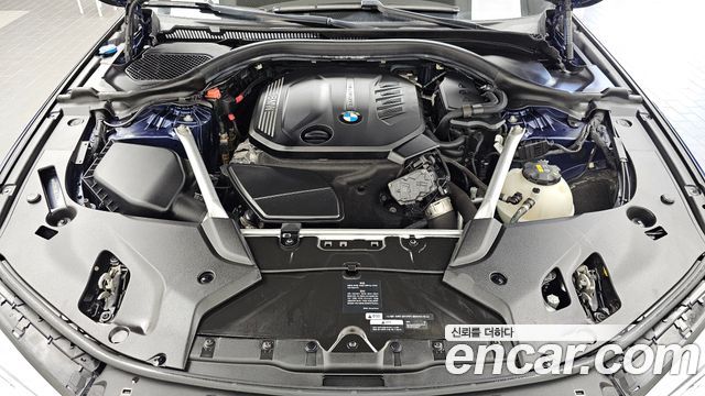 BMW 5-Series 2020 — photo 6