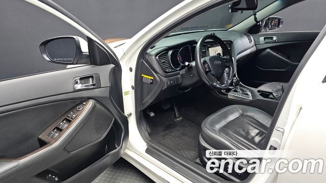 Kia K5 2013 — photo 10