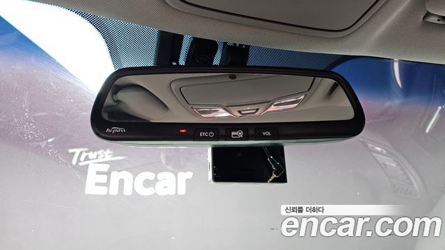 Kia K5 2013 — photo 17