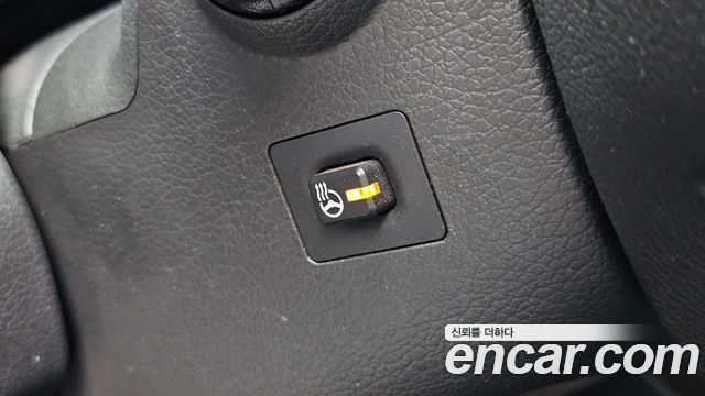 Kia K5 2013 — photo 18