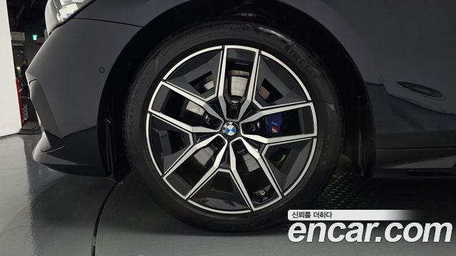 BMW 5-Series 2025 — photo 5