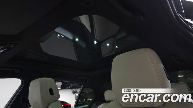 BMW 5-Series 2025 — photo 23