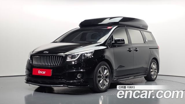 Kia Canival 2015 — photo 1