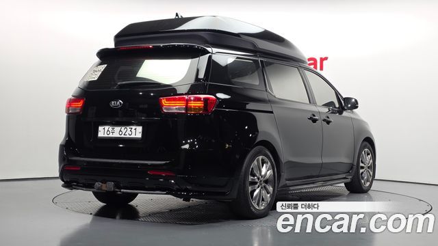 Kia Canival 2015 — photo 2