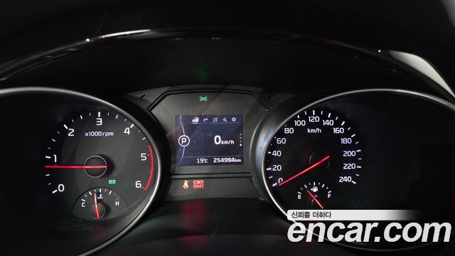 Kia Canival 2015 — photo 8