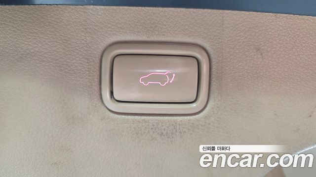 Kia Canival 2015 — photo 20