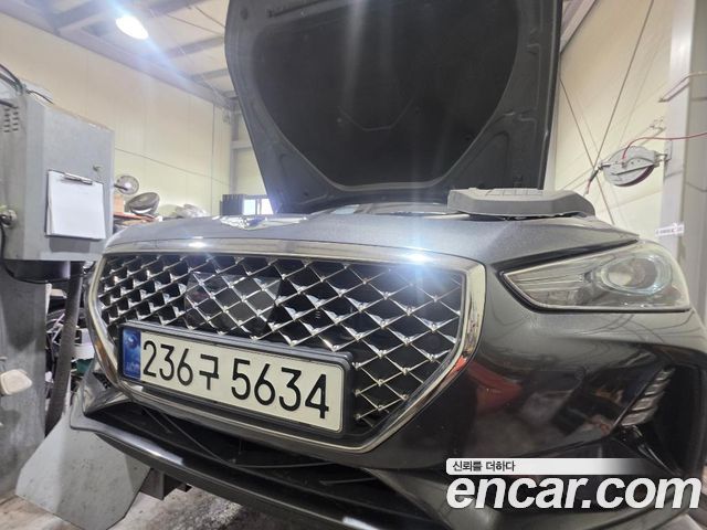 Genesis G70 2018 — photo 2