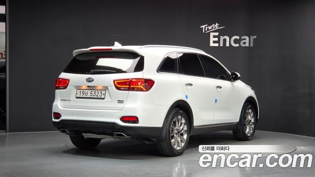Kia Sorento 2019 — photo 2