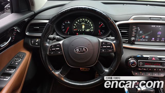 Kia Sorento 2019 — photo 18