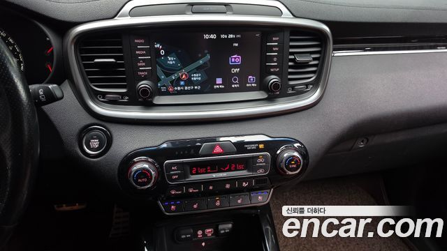 Kia Sorento 2019 — photo 19