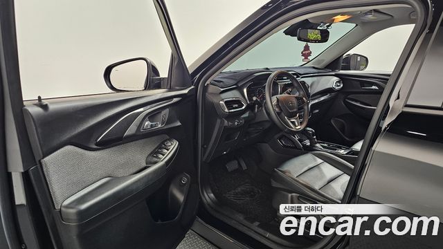 Chevrolet Korea Trailblazer 2022 — photo 13