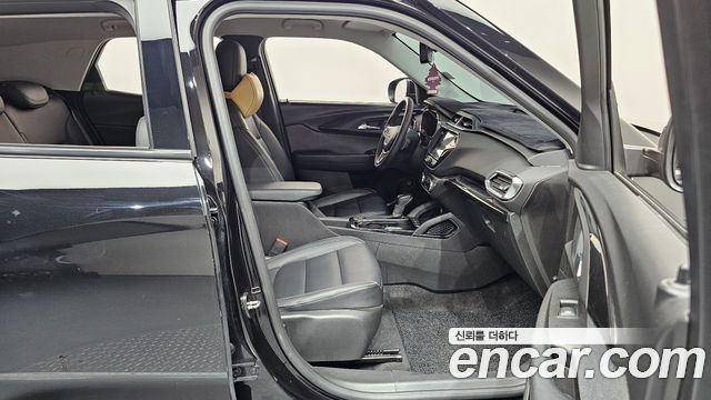 Chevrolet Korea Trailblazer 2022 — photo 16