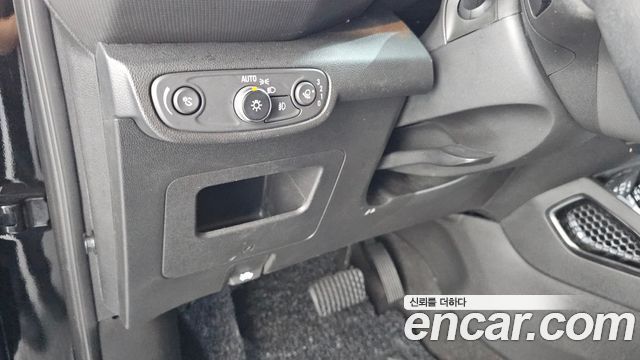Chevrolet Korea Trailblazer 2022 — photo 28