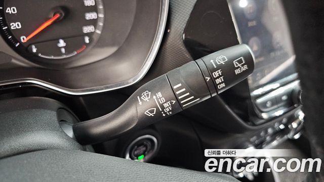 Chevrolet Korea Trailblazer 2022 — photo 29