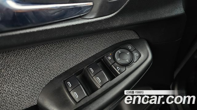 Chevrolet Korea Trailblazer 2022 — photo 35