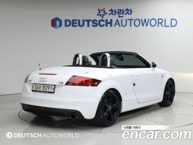 Audi TT 2014 — photo 2