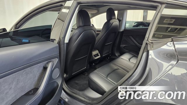 Tesla Model 3 2022 — photo 16