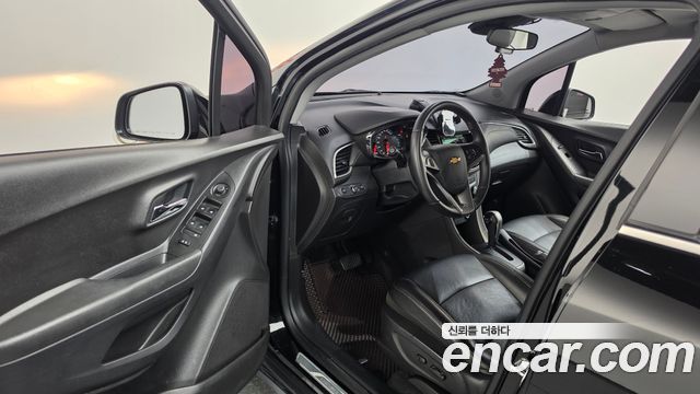 Chevrolet Korea Trax 2018 — photo 13